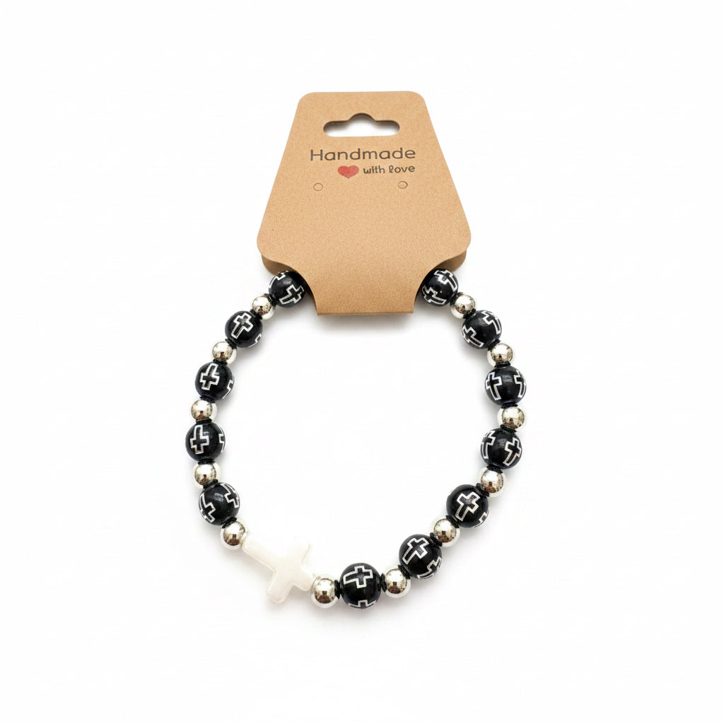 Handgemachtes Perlenarmband mit Kreuzgenau